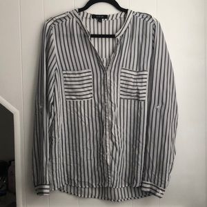 STRIPED BUTTON DOWN